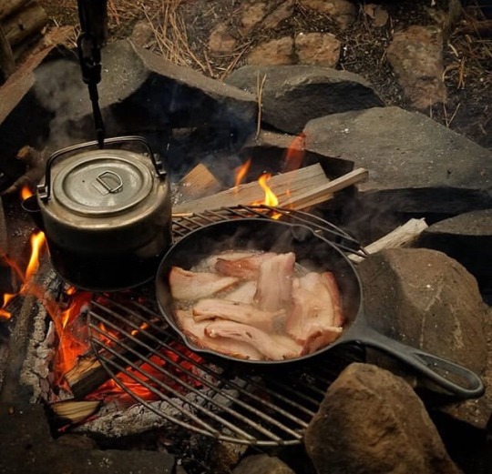 campfire breakfast