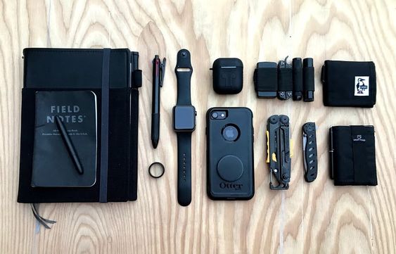 black edc with field notes