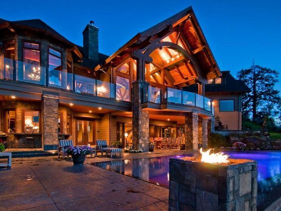 Stunning home in the mountains