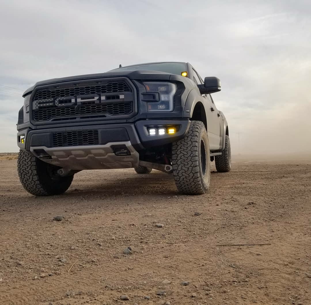 ford raptor in the dirt