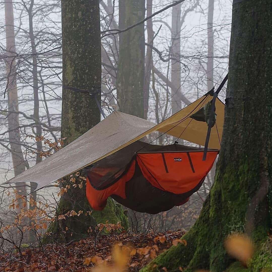 hammock with rain shield