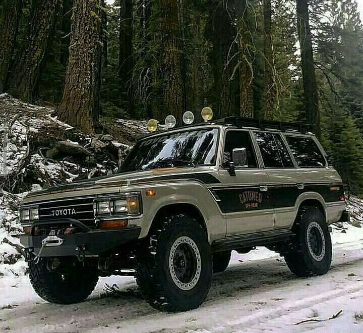 toyota 4x4 in the snow