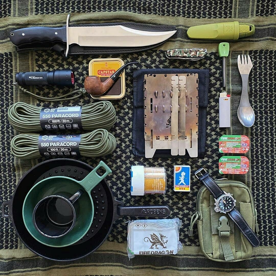 bushcraft gear you need in the woods