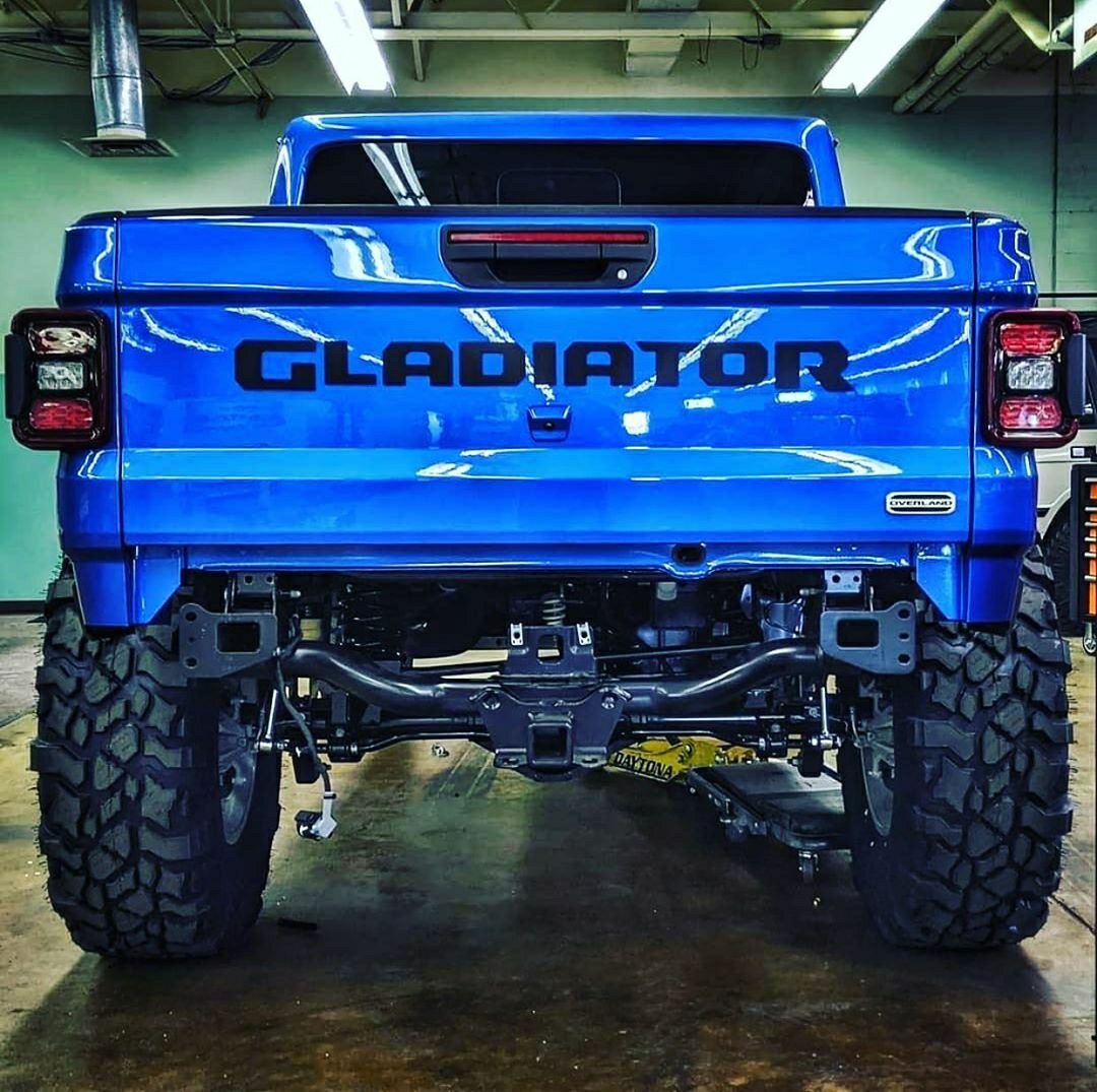 blue gladiator truck